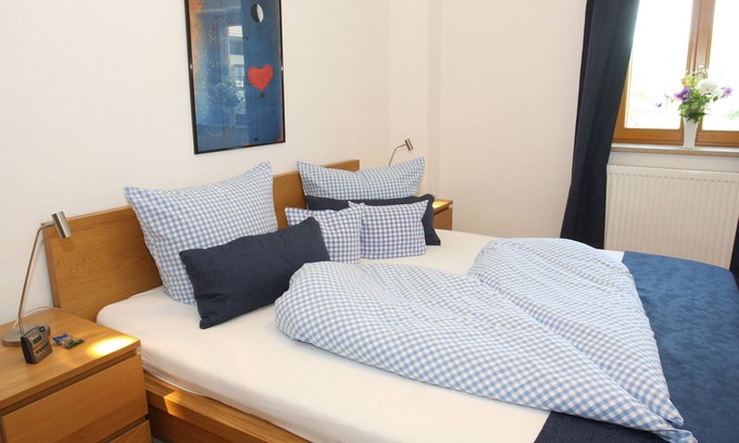 Grabenstatt Apartment | *Holiday apartment Hochgern for 1 - 4 persons, large, covered balcony, mountain view