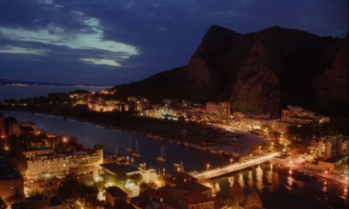 Mimice Apartment | HOLIDAY APARTMENT WITH SWIMMING POOL, dogs welcome