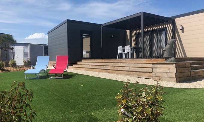 Bretignolles-sur-Mer Ski Chalet | Holiday at 6 in a résidence with heated pool