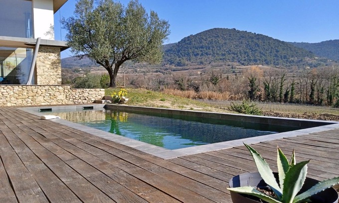 Merindol-les-Oliviers House | Holiday house Mérindol les Oliviers for 1 - 6 persons with 3 bedrooms - Holiday house
