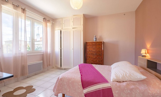 Saint-Palais-sur-Mer House | Holiday Home 'Villa Remojore' with Private Terrace and Private Garden