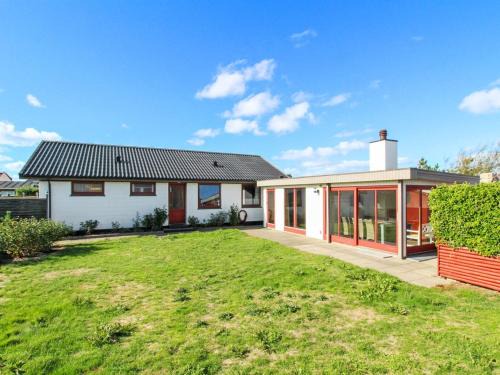 Lokken House | Holiday Home Ehmi - 500m from the sea by Interhome