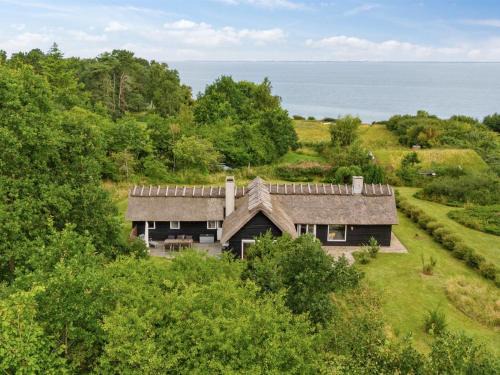 Hoeve Strand House | Holiday Home Emeli - 100m from the sea by Interhome