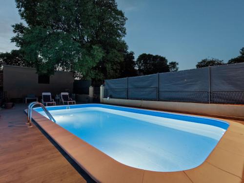 Drnis House | Holiday Home in Drni with Pool & Etnoland