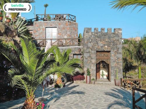 Guia de Isora House | Holiday Home in Vera de Erques
