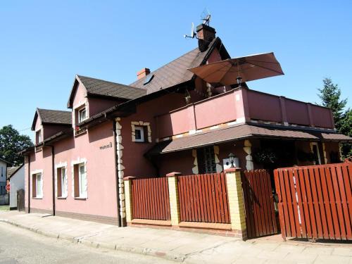 Kolczewo House | Holiday Home Ko czewo near Lakes and Forests