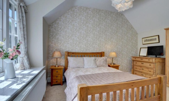 Lynmouth House | Holiday Home Mariners by Interhome