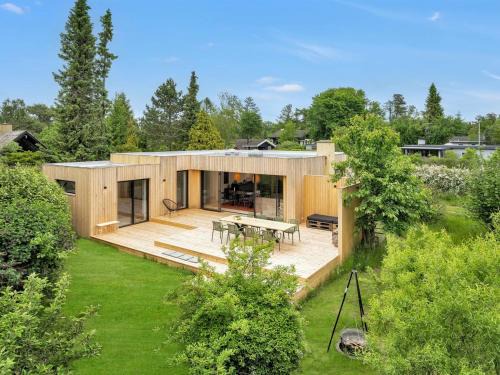 Udsholt Sand House | Holiday Home Matti - 1km from the sea by Interhome