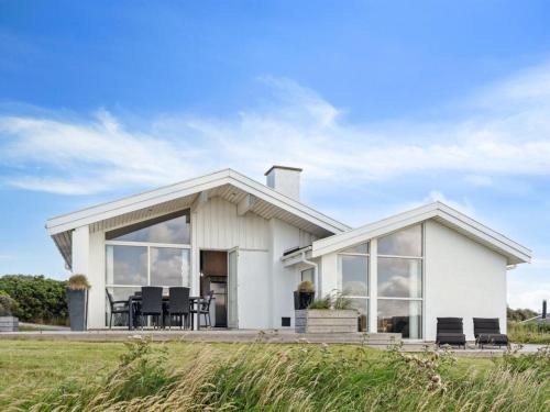 Lonstrup House | Holiday Home Ohto - 281m from the sea by Interhome