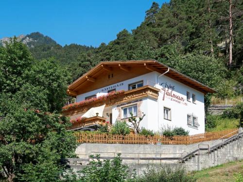 Pfunds House | Holiday Home Palman by Interhome