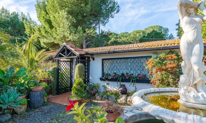 Monte Argentario House | Holiday Home Rose Cottage by Interhome
