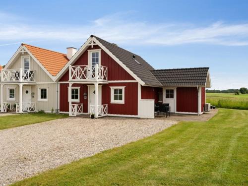 Middelfart House | Holiday Home Sakari - 375m from the sea by Interhome