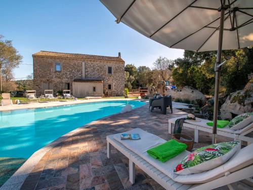 Sant'Antonio di Gallura House | Holiday Home Stazzu lu Bulioni by Interhome
