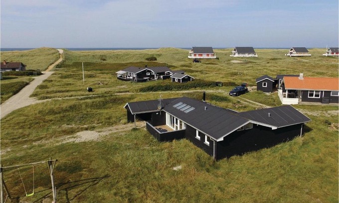 Vrist Strand House | Holiday Home Themisvej Harboøre Denm