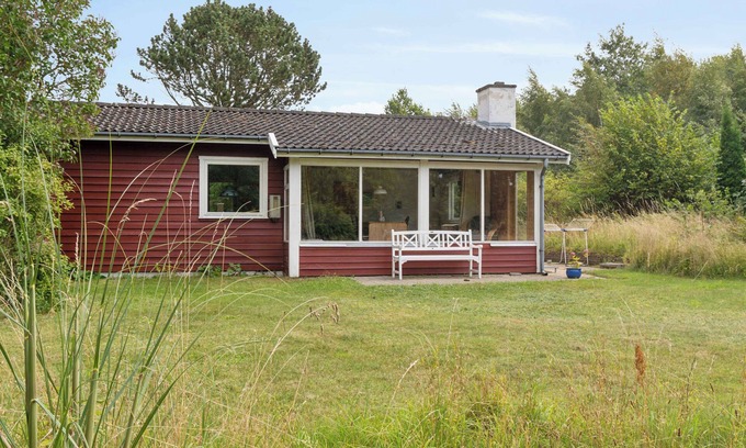 Faarevejle House | Holiday home with natural plot near beach, hills