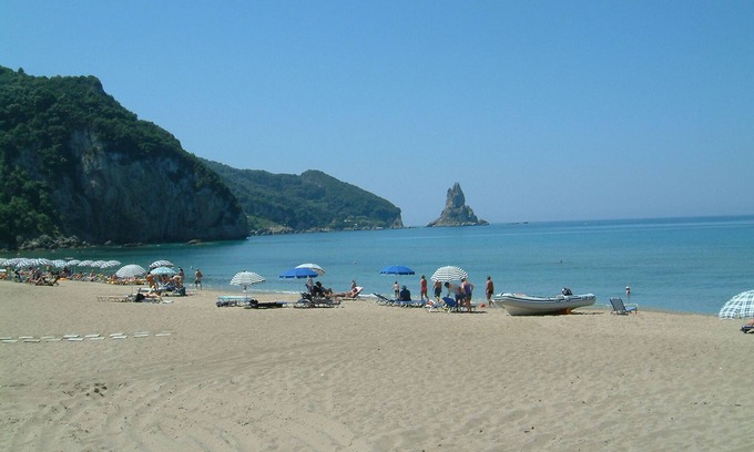 Agios Gordios Apartment | Holiday House Angelos B on Agios Gordios Beach