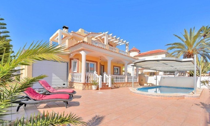 El Algar House | Holiday house Los Urrutias for 1 - 6 persons with 3 bedrooms - Holiday house