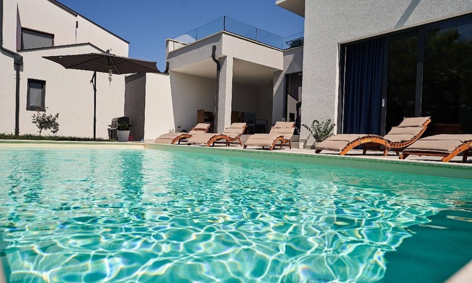 Mugeba House | Holiday house Poreč for 1 - 6 persons with 3 bedrooms - Holiday house