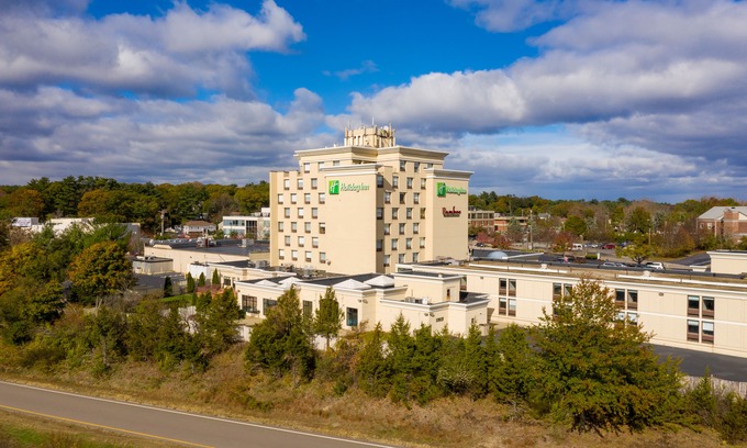 Dedham Hotel | Holiday Inn Boston - Dedham Hotel & Conference Center, an Ihg Hotel