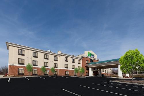 Greensboro Hotel | Holiday Inn Express Hotel & Suites Greensboro-East by IHG