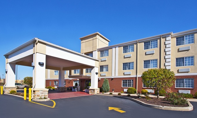 Wabash Hotel | Holiday Inn Express Hotel & Suites Wabash, an Ihg Hotel
