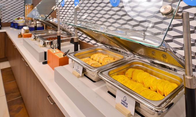 Sorrento Valley Hotel | Holiday Inn Express Hotel & Suites San Diego-Sorrento Valley by IHG
