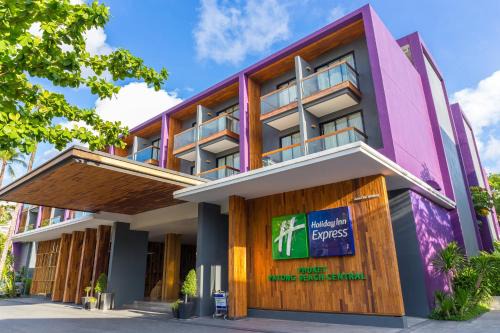 Patong Resort | Holiday Inn Express Phuket Patong Beach Central by IHG