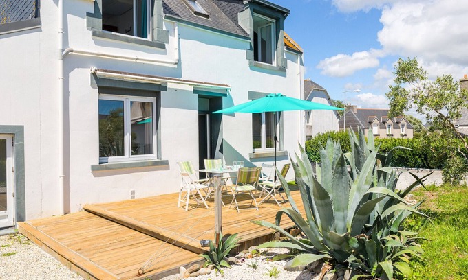 Plomeur Ski Chalet | Holidays for 8 at the gates of Guilvinec.