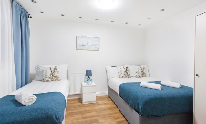 Islington Apartment | Holloway Budget Apartment - 1 Minute to Emirates Stadium - Next to Station - City Center