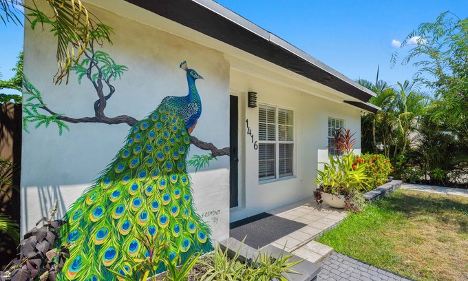 Riverside Park House | Home w Guest House Managed by BNR Vacation Rentals
