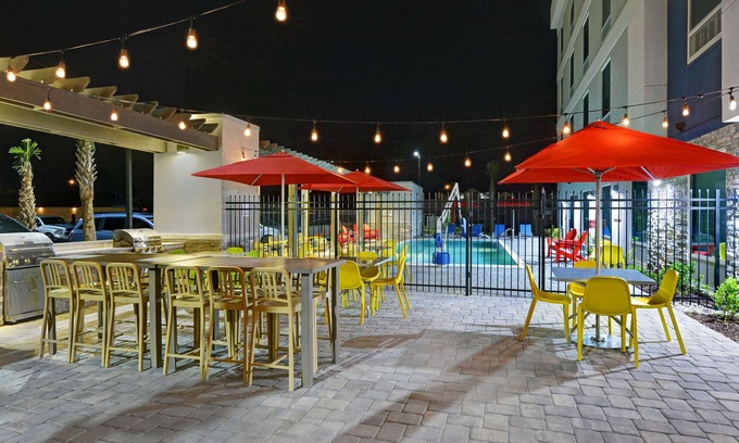 Upper Grand Lagoon Hotel | Home2 Suites by Hilton Panama City Beach, FL