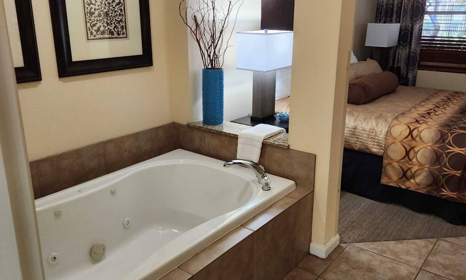 Enterprise Resort | Homelike luxury unit on Las Vegas Blvd.