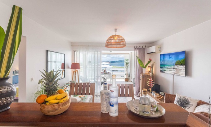 Fort-de-France Apartment | Homerez - Apt. Fort-de-France sea view