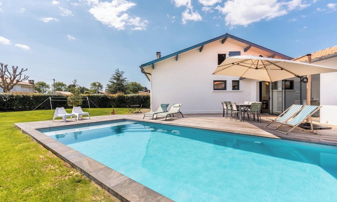 Seignosse Villa | Homerez - Comfortable Villa in Seignosse with Private Pool