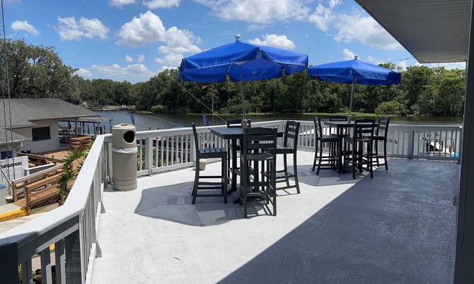 River Ridge Hotel | Hontoon Landing Resort & Marina