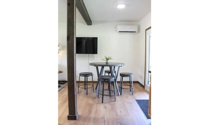 Rapid City Cabin | Horse Creek Resort - Cabin 6