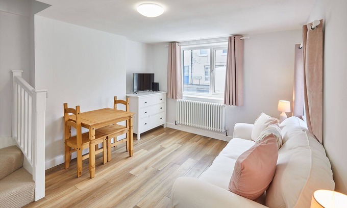 Guisborough House | Host & Stay | 96 Roseberry Cottages
