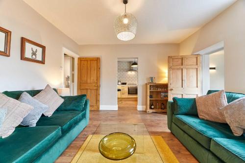 Warkworth House | Host & Stay - The Blacksmiths