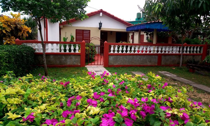 Municipality of Cienaga de Zapata House | Hostal Fiallo