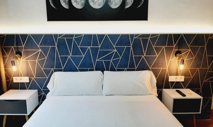 Esquerra de l'Eixample Apartment | Hostal Laia by gaiarooms