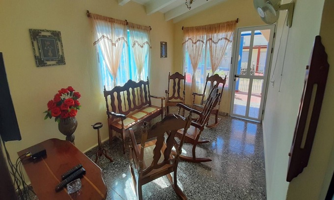 Municipality of Cienaga de Zapata House | Hostal Silvia & Homero PLAYA LARGA