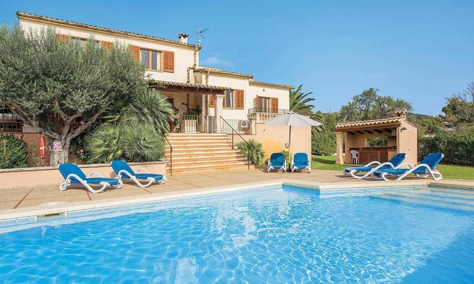 Pollensa Villa | Hostalet, Beautiful villa in Pollensa w/