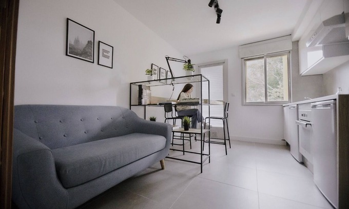 Perillo Hotel | Hostel just 2 minutes from the beach!