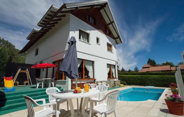 San Carlos de Bariloche Hotel | Hosteria Le Charme