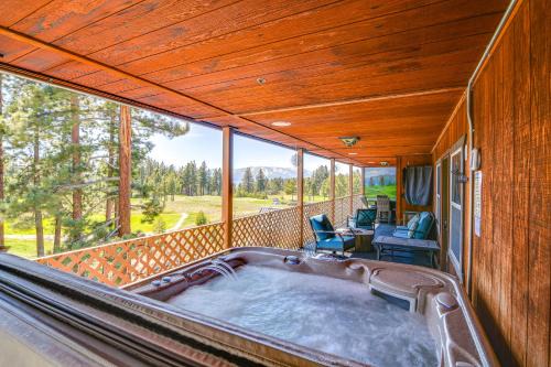 Stateline Apartment | Hot Tub and Mtn Views Epic Stateline Escape!