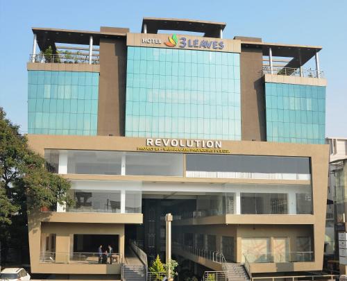 Kolhapur Hotel | Hotel 3 Leaves NEAR CENTRAL BUS STAND