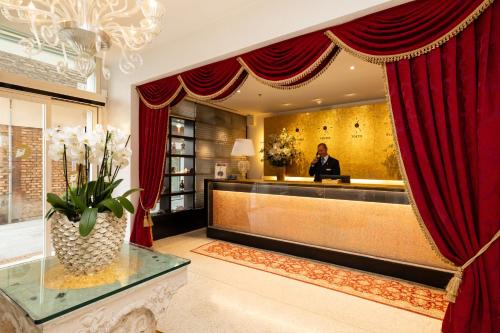 San Marco Hotel | Hotel A La Commedia