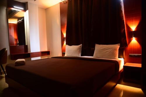 Allahabad Hotel | Hotel Baba Vishwanath Palace
