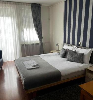 Kraljevo Apartment | Hotel Belvedere Casa