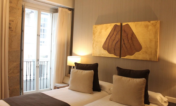Santiago de Compostela Historic Centre Hotel | Hotel Carrís Casa de la Troya